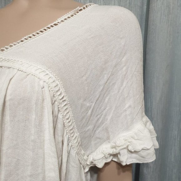 DECJUBA AU-S White Short Sleeved Blouse V-Neck Relaxed Fit Designed in AU NWOT - Picture 6 of 10